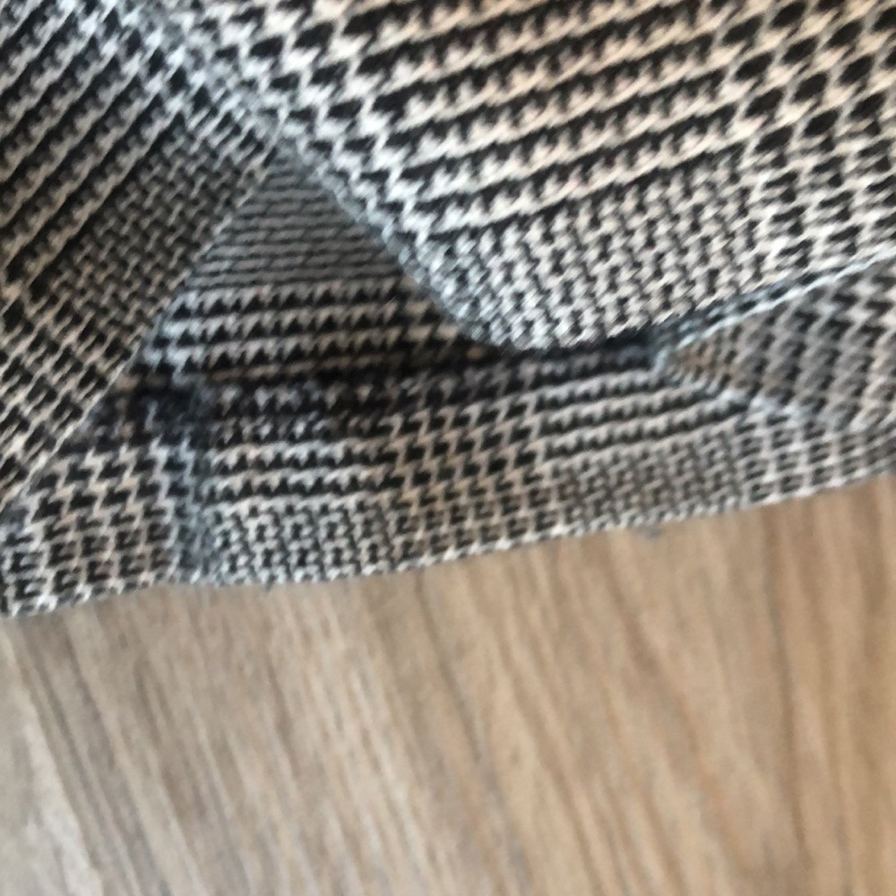 2-piece suit - Picture 7 of 10